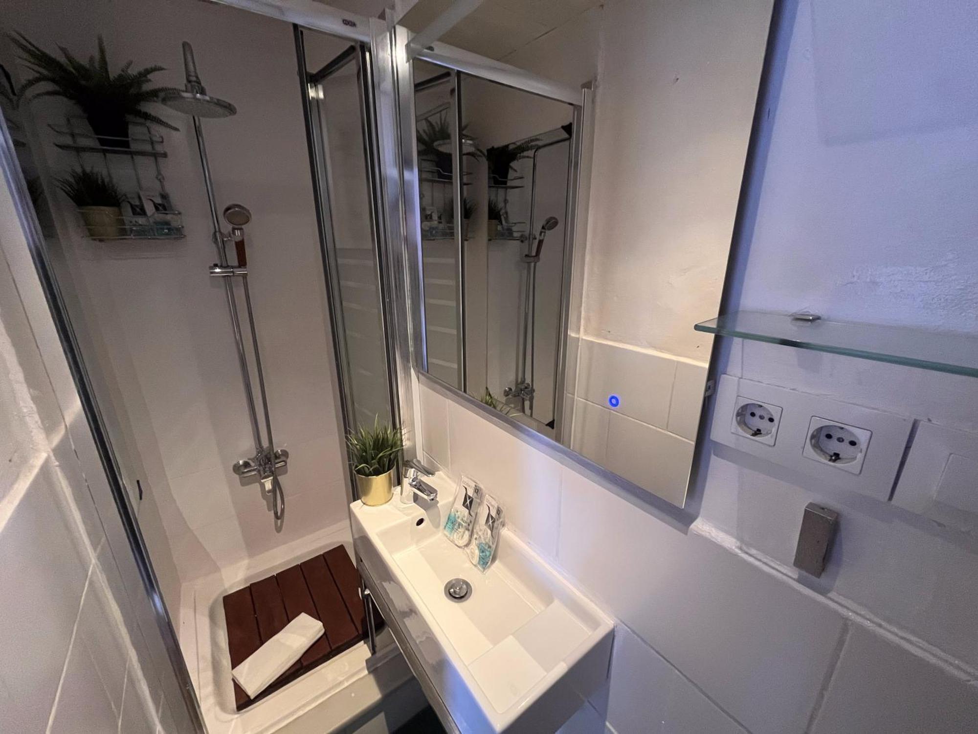 Апартаменты Diagonal Mar 2Bd 2Bth Self Check In Барселона Экстерьер фото